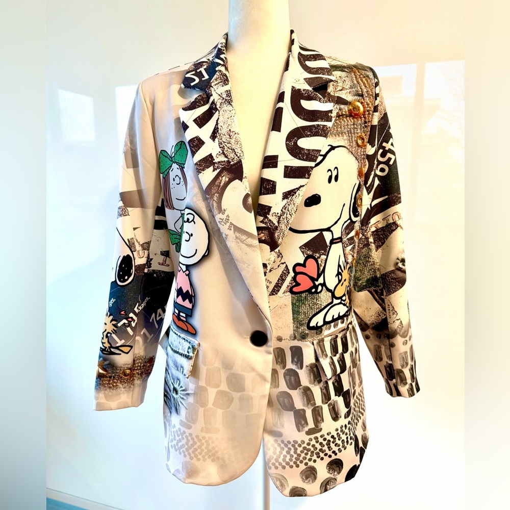 DIS MOI ITALY Graphic Charlie Brown & The Gang Women's Blazer Jacket